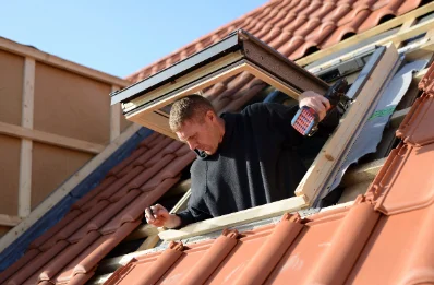 Pose de fenêtres de toit Velux à Aumur